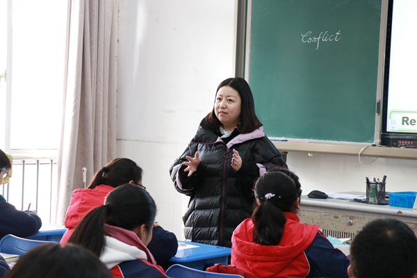 闵洁老师开设展示课.jpg