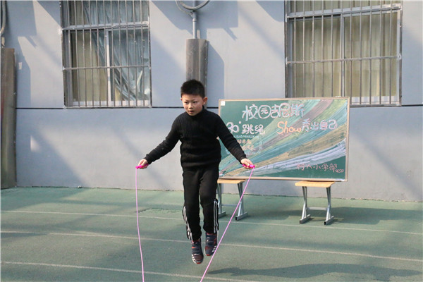 2 “踢馆”选手1.jpg