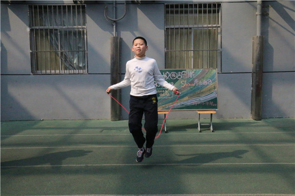 4 “踢馆”选手3.jpg