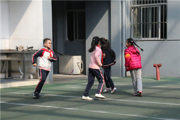 7 学生分组练习.jpg