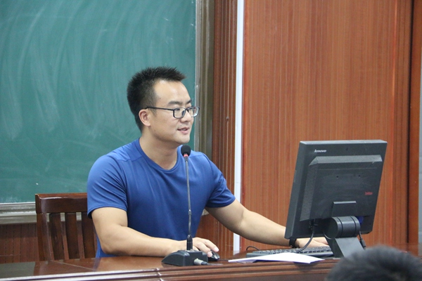 孙家仁老师述职.jpg