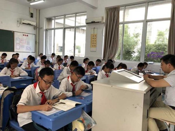 行云流水，落笔如云烟。.jpg