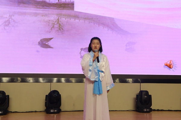 1号王一语同学演唱的《九张机》.jpg