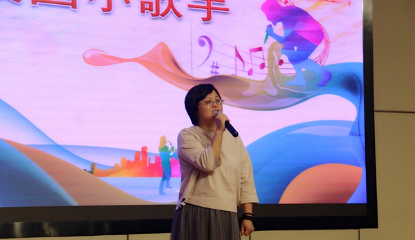 童敏娟校长点评节目.jpg