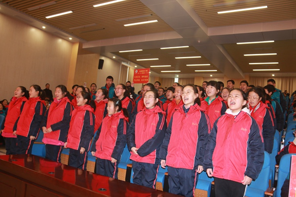 满怀信心，迎接挑战.jpg