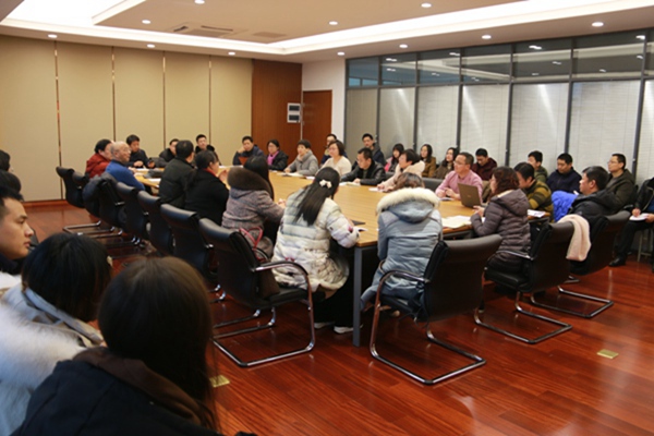 反馈会现场2.jpg