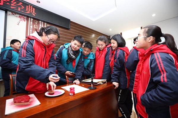 学习珍藏的雕版印刷技术 (1).jpg