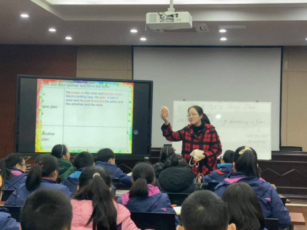 wanglaoshizhiguanjiaojujiaoxue.jpg