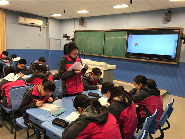 学生发言.jpg