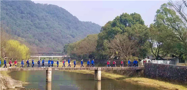 1参观兰亭1.jpg