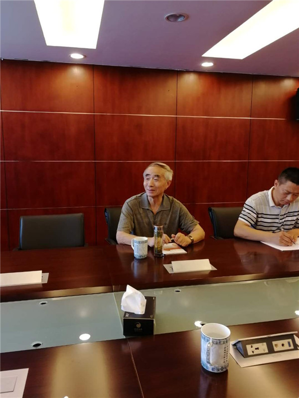 2华国栋教授畅谈差异教学.jpg