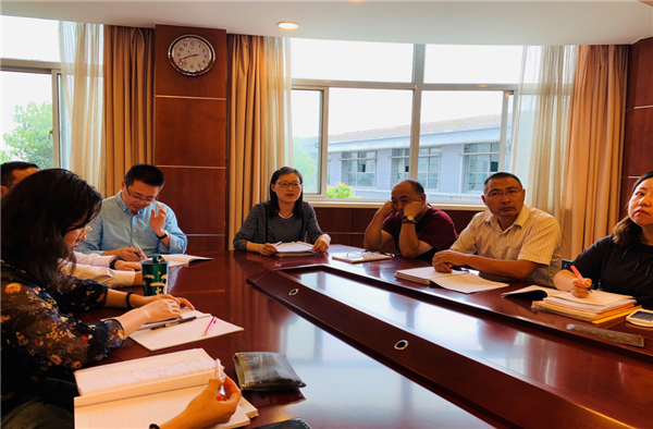 英语教研组长于海霞老师发言.png