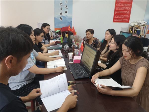 南门街历史组集中活动.jpg