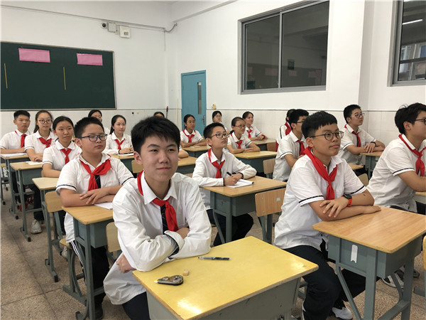 学生小老师专场说明会.JPG