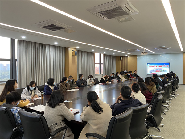 高三教师视导反馈会现场.jpg