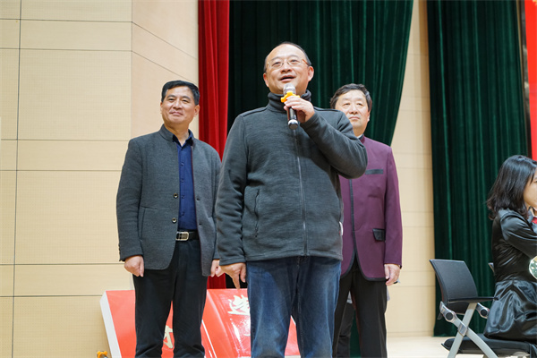 唐校讲话.jpg