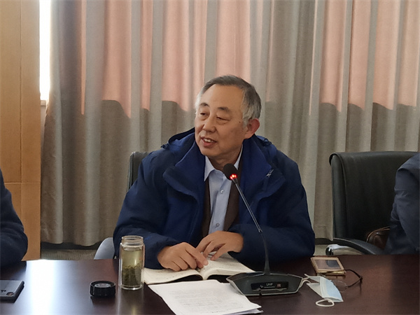 扬州教科院王瑜副院长反馈视导组的总体印象.jpg
