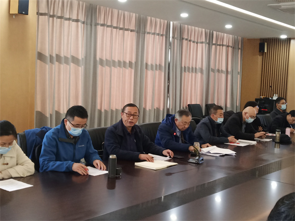 仙城中学赵井网副校长就年级管理进行反馈.jpg