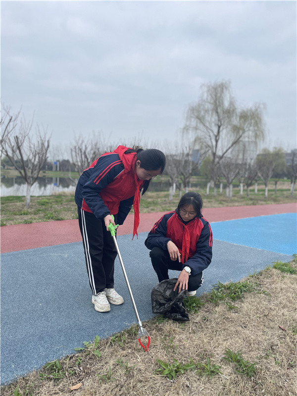 清理垃圾.jpg