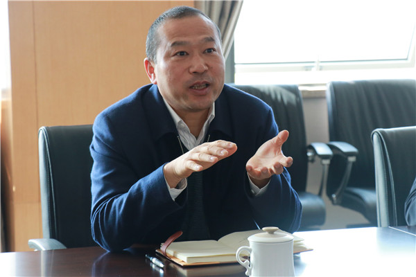 扬州开发区管委会副主任臧灿甲讲话.jpg