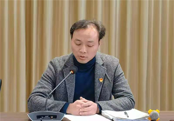 8树人学校第五党支部书记陶力越发言.jpg