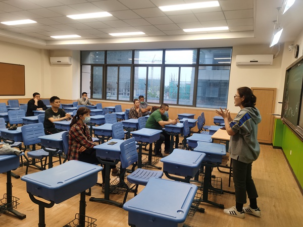 班级整体交流12.jpg