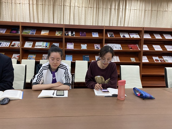 初一语文组发表感想.JPG