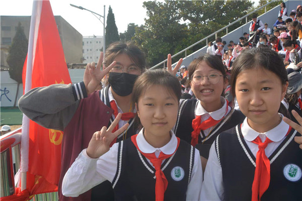 （第一篇）2方阵采访（初二）.jpg