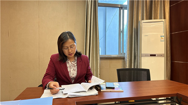 董爱华校长评课.jpg