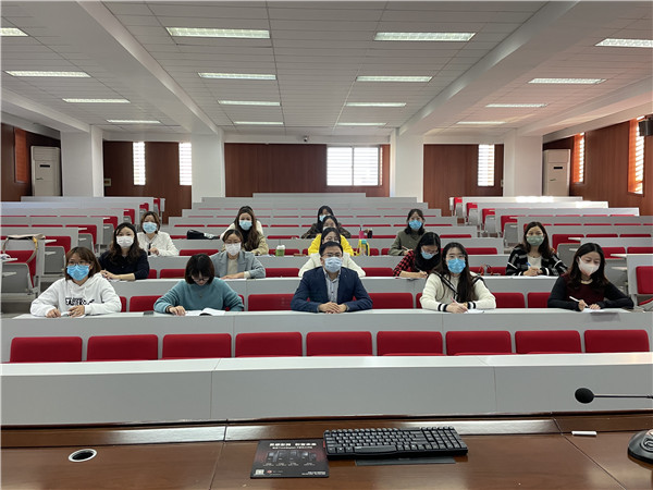 两校区初三英语组参加视导会反馈.JPG