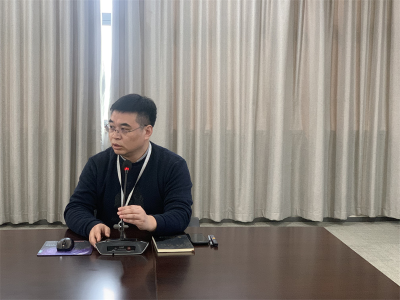 陈瑞飞主任主持.jpg