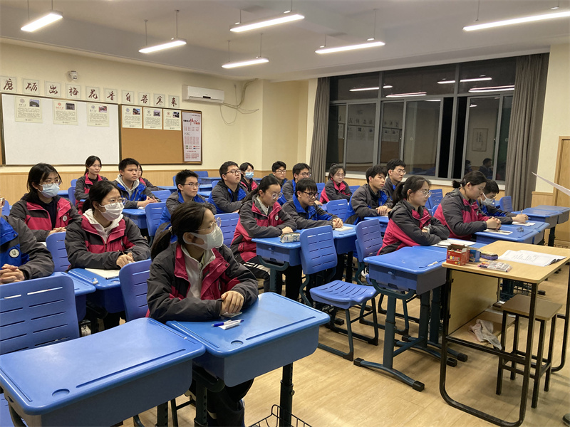 会议现场.jpg
