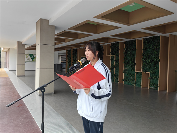 演讲者.jpg