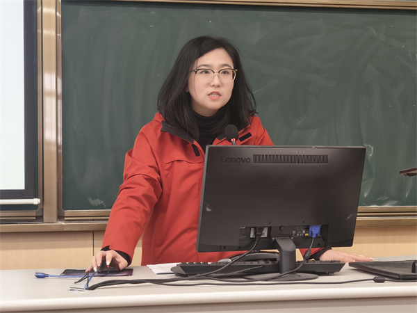 夏菁老师发言.jpg